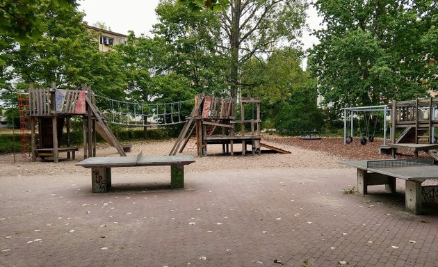 Foto von Kinderspielplatz - Hängebrückenspielplatz