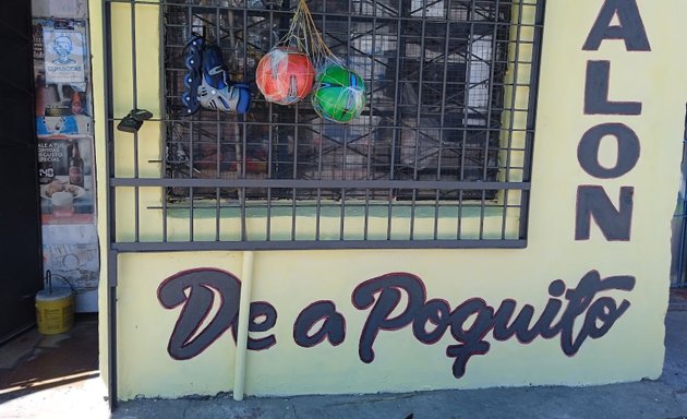 Foto de Kiosco De A Poquito