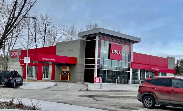 Photo of CIBC Branch with ATM