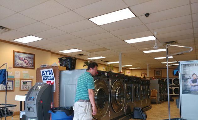 Photo of Oregon Laundromat