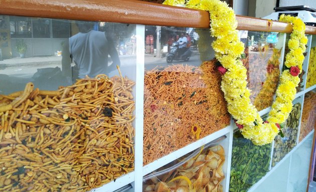 Photo of shri srinivasa hot chips