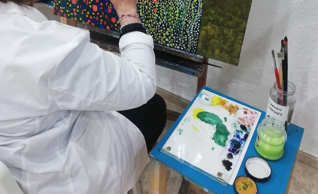 Foto de TRAZOS Escuela taller de dibujo y pintura