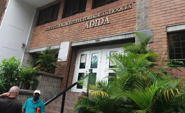 Foto de Adida Asociación de Institutores de Antioquia