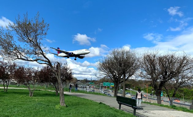 Photo of Airplane Viewing At LaGuardia Airport