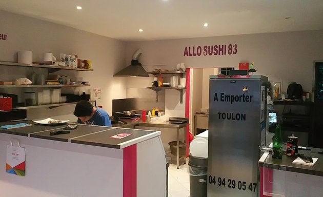 Photo de SUSHI LES ROUTES TOULON LIVRAISON allosushi83 sushi TOULON livraison # sushi OLLIOULES # LIVRAISON DE SUSHI PLAGE DU MOURILLON