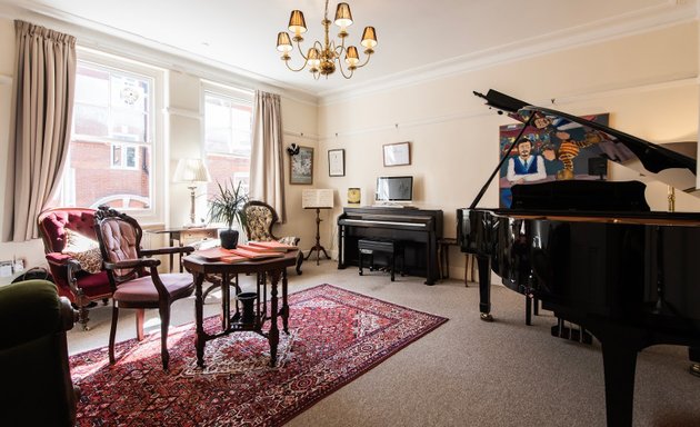 Photo of Piano Lessons London by WKMT