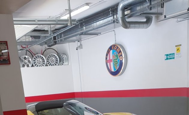 foto Officina Autorizzata Alfa Romeo Di Croce Alessandro