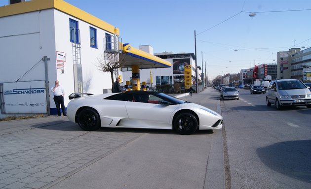 Foto von Royal Car Polish - Ihr Fahrzeugpflege & Smart Repair Center Autoaufbereitung München