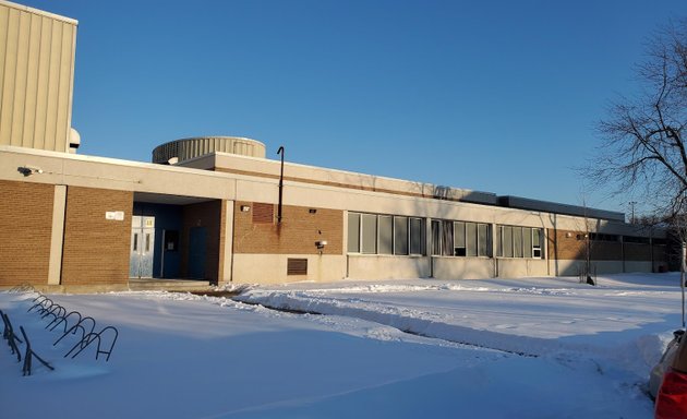 Photo of Sir Wilfrid Laurier Collegiate Institute