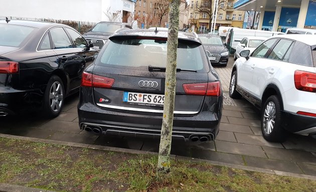 Foto von VW FS Rent-a-Car - Berlin Tegel Berliner Straße