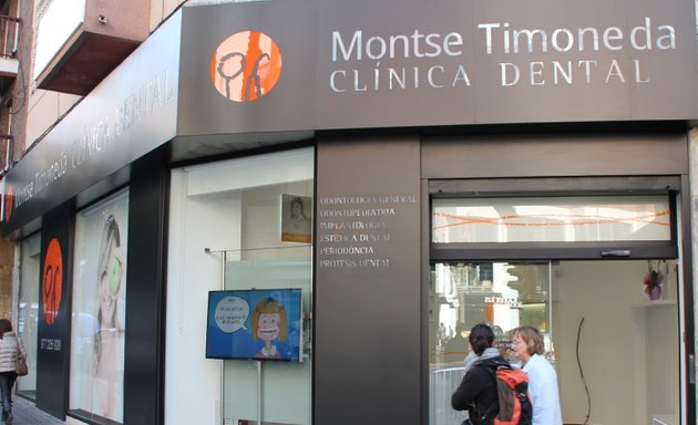 Foto de Montse Timoneda Clínica Dental