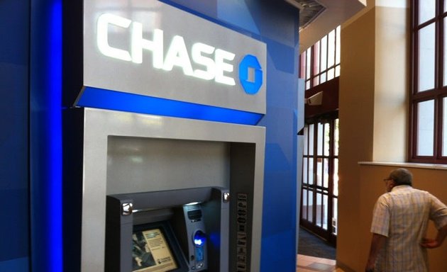 Photo of Chase Bank