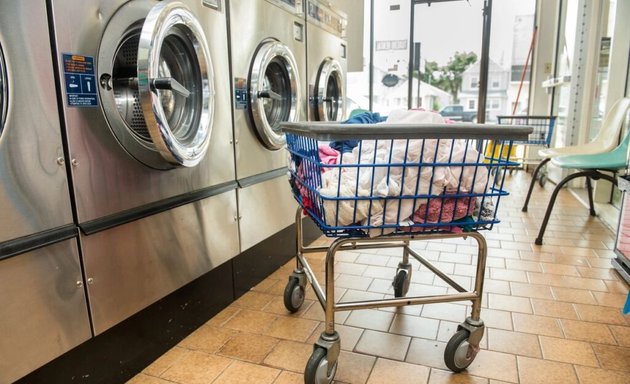 Photo of Jerome Laundromat