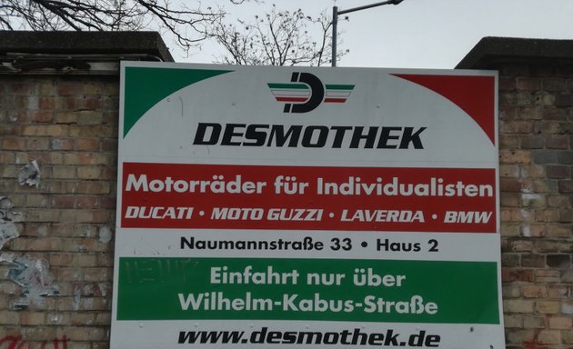 Foto von Desmothek Moto Guzzi - Ducati - BMW