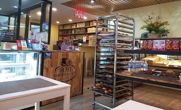 Photo of Roti Bakery Cafe - ベーカリーカフェ
