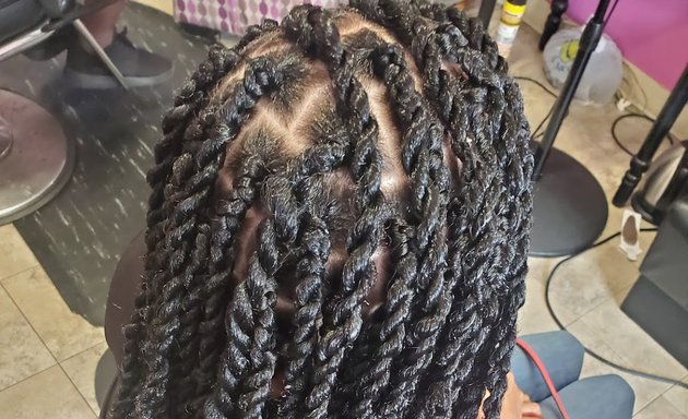 Photo of Eva African Hair World