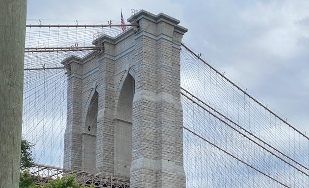 Photo of Empire Fulton Ferry