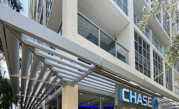 Photo of Chase Bank