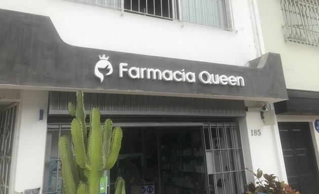 Foto de Farmacia Queen