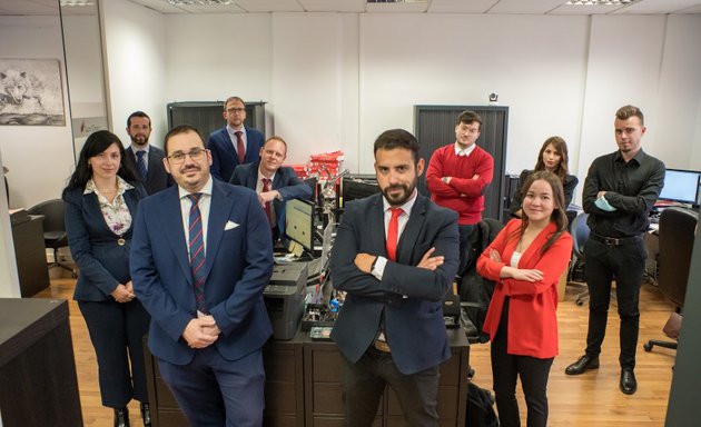 Foto de Mejora Tu Empresa - Consultoría estratégica de PYMEs en Alicante, marketing, finanzas, web, seo