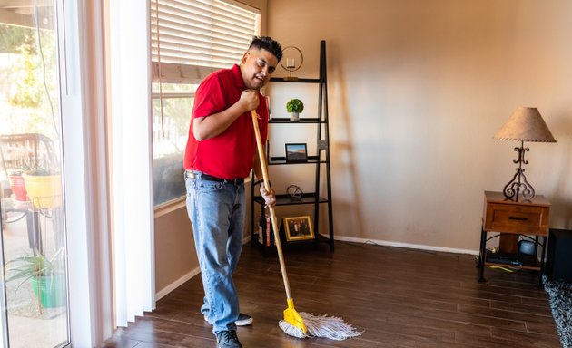 Photo of De La Rosa House Cleaning