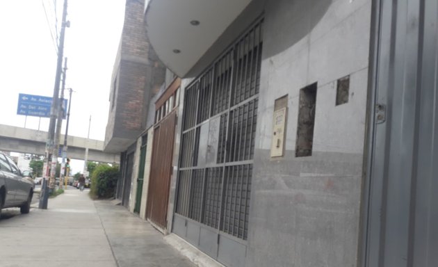 Foto de Puerta N° 15 Federación Deportiva Peruana de Gimnasia