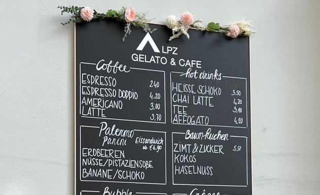 Foto von Alpz gelato & cafe
