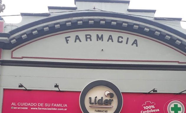 Foto de Farmacias Líder [Sucursal Líder Clínicas] | Farmacias Líder S.A.