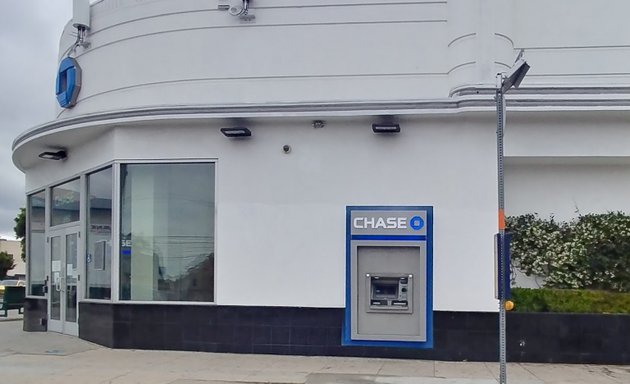 Photo of Chase Bank