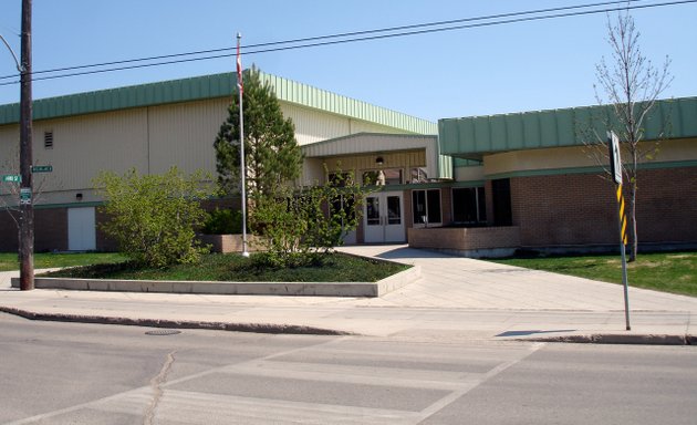 Photo of Brunskill School