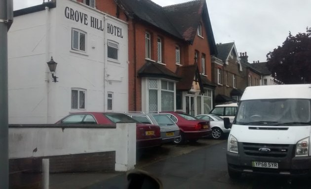 Photo of Grove Hill Hotel London