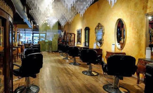 Photo of Pilatos Hair Salon & Boutique