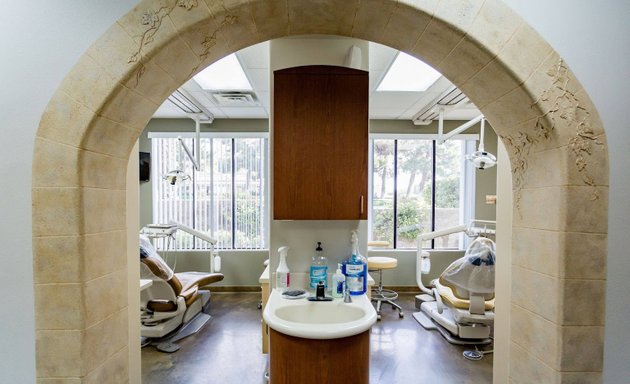 Photo of Balle & Associates Cosmetic and Family Dentistry