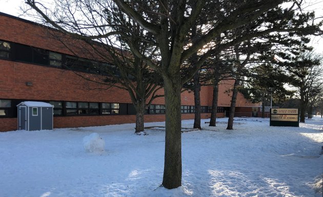 Photo of Forest Manor Public School