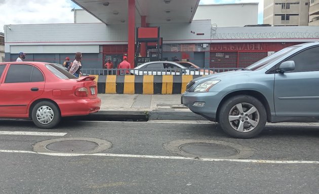 Foto de Estación de servicio PDV 9 de Diciembre