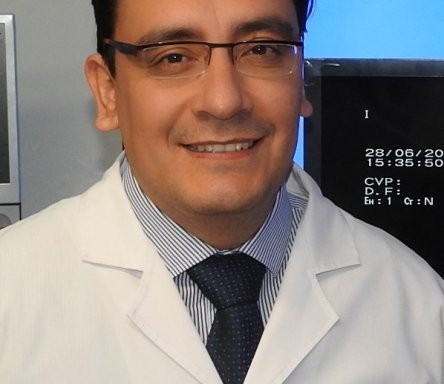 Foto de Gustavo Javier Macías, Cirujano digestivo