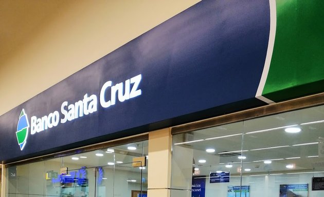 Foto de Banco Santa Cruz La Sirena El Embrujo