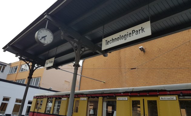 Foto von Die EsS-Bahn TechnologiePark