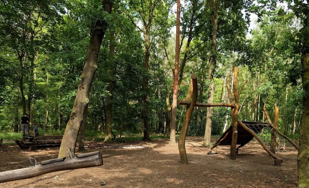 Foto von Waldspielplatz Däumlingsweg