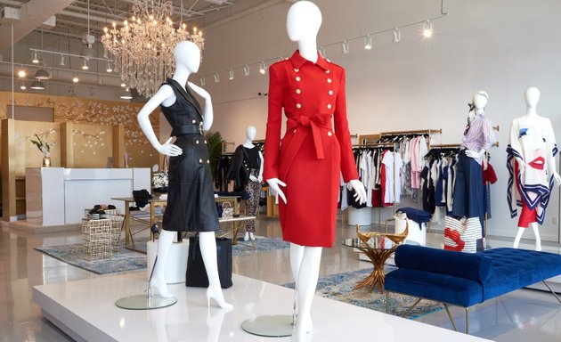 Photo of Très Chic Laval | Vêtements de créateur pour femmes | Women's Designer Clothes | Soirée