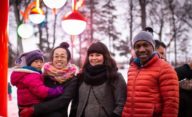 Photo of Bokeh by Takashi Iwasaki and Nadi Design (City of Winnipeg Public Art Collection)