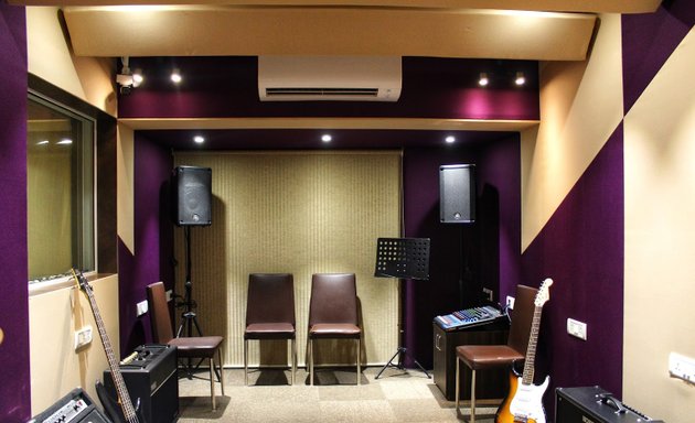 Photo of R and B Studios