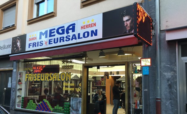 Foto von Mega Friseursalon