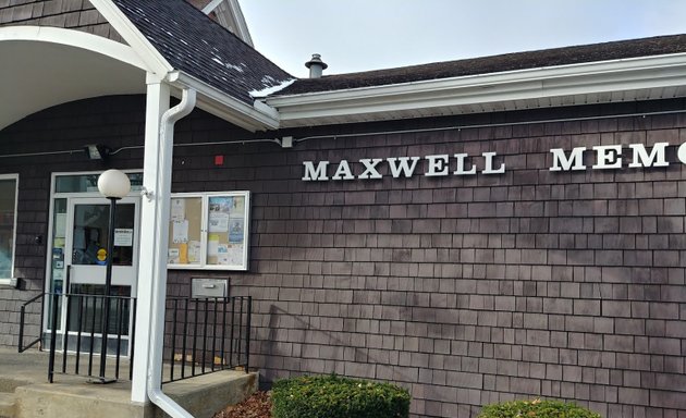 Photo of Maxwell Memorial Library