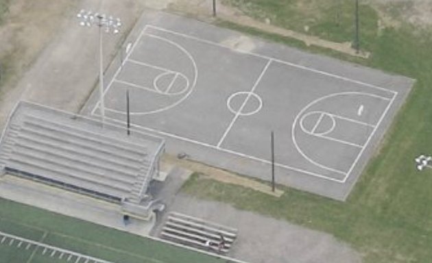 Photo of Terrain de basketball