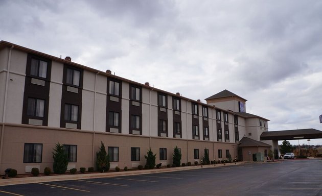 Photo of Sleep Inn & Suites Oklahoma City North