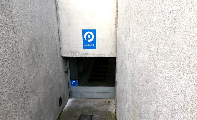Foto von Parcandi Parking Basel