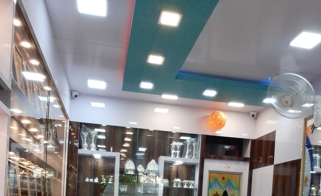 Photo of Mahadev Jewellers - Jewellery Shop in Venkatapura Main Road