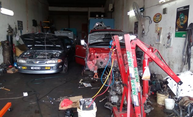 Photo of Azeli Auto Service