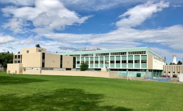 Photo of Westmount Charter Mid-High School